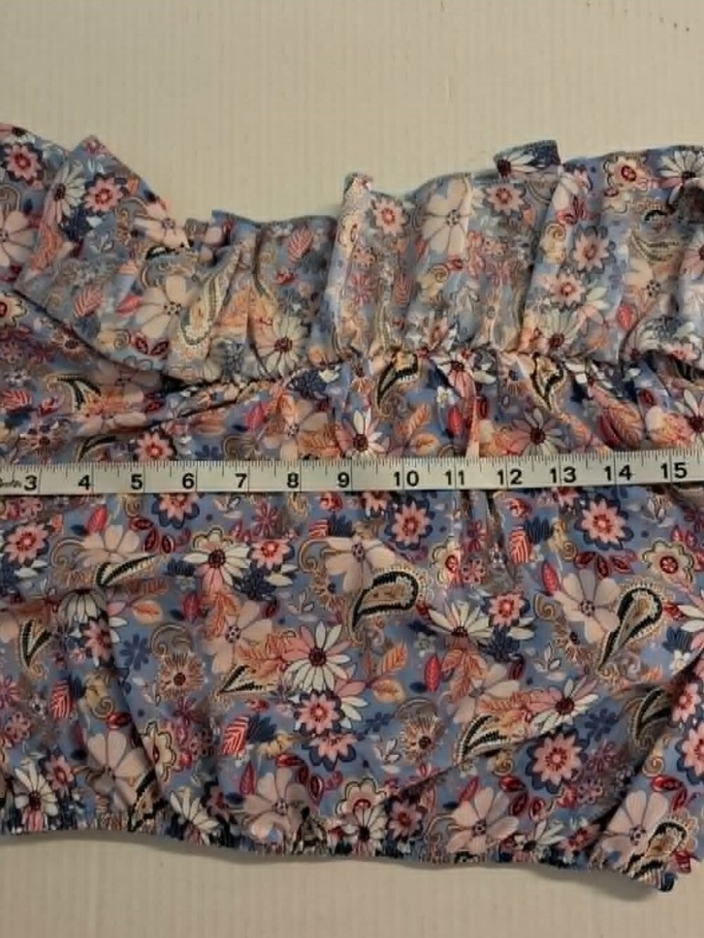 Colorful Floral Ruffle Top M/L - Picture 8 of 9